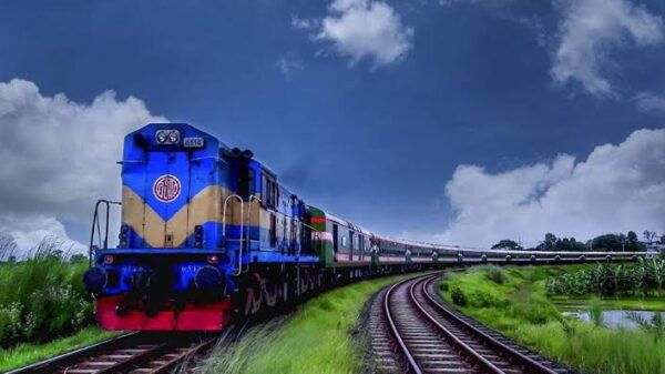 তিন ঘণ্টা পর রাজশাহীর সঙ্গে সারাদেশের রেল যোগাযোগ স্বাভাবিক